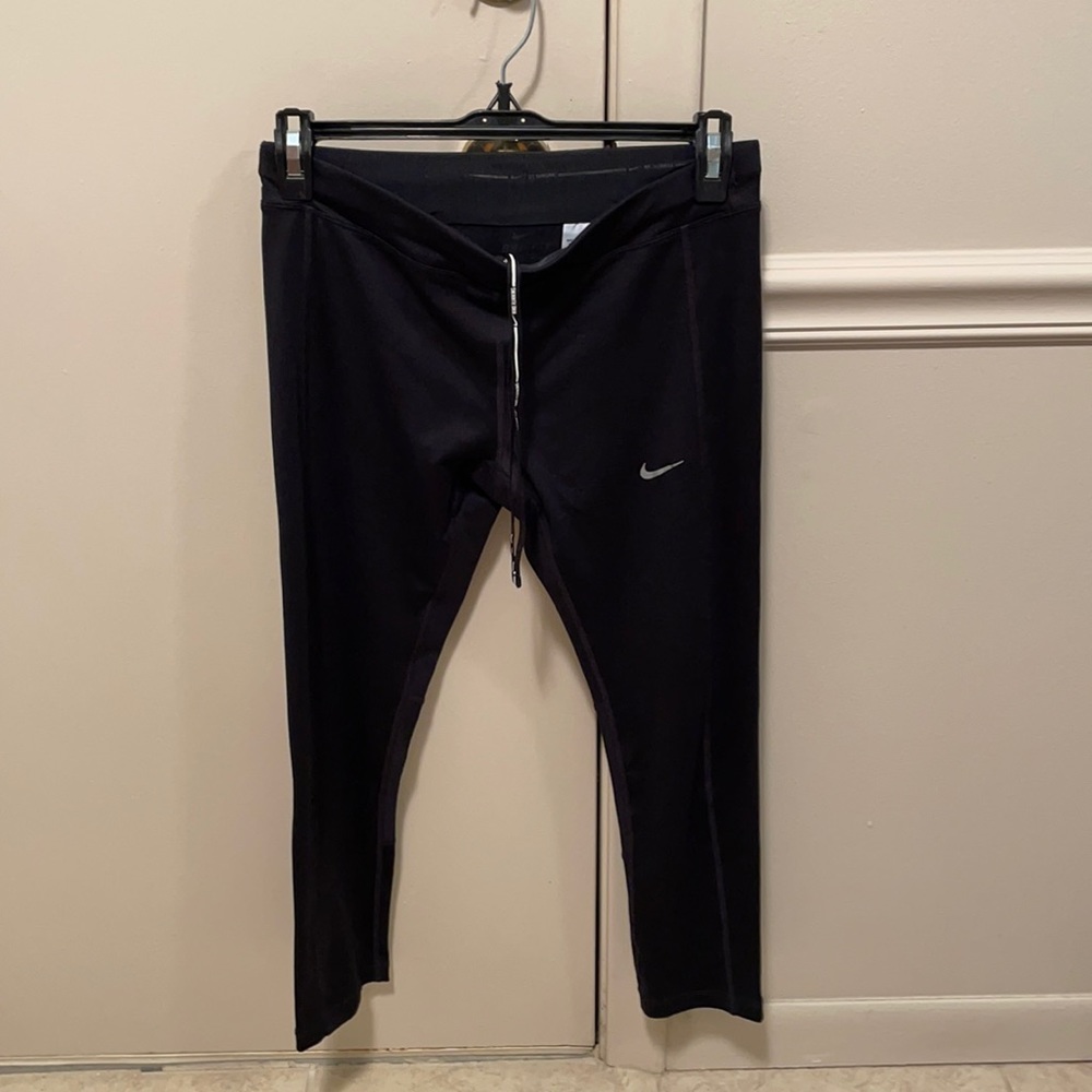 Women’s Nike Dri-Fit capris
